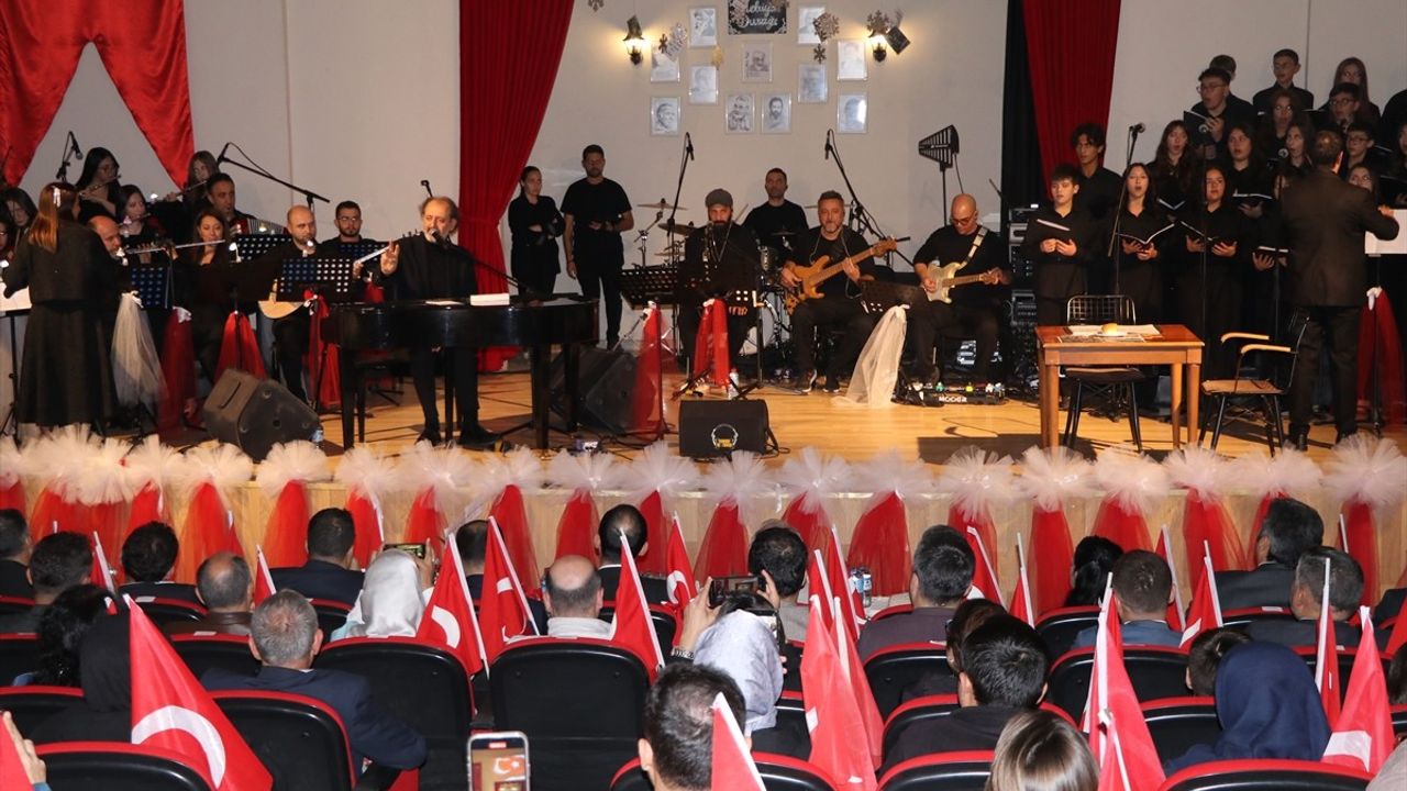 Çankırı'da 'Kim Var?' Sanat Etkinliği Gerçekleşti
