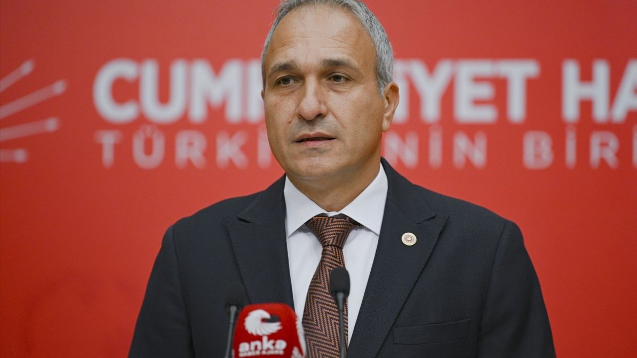 CHP'den Zorunlu Eğitim Üzerine Basın Toplantısı