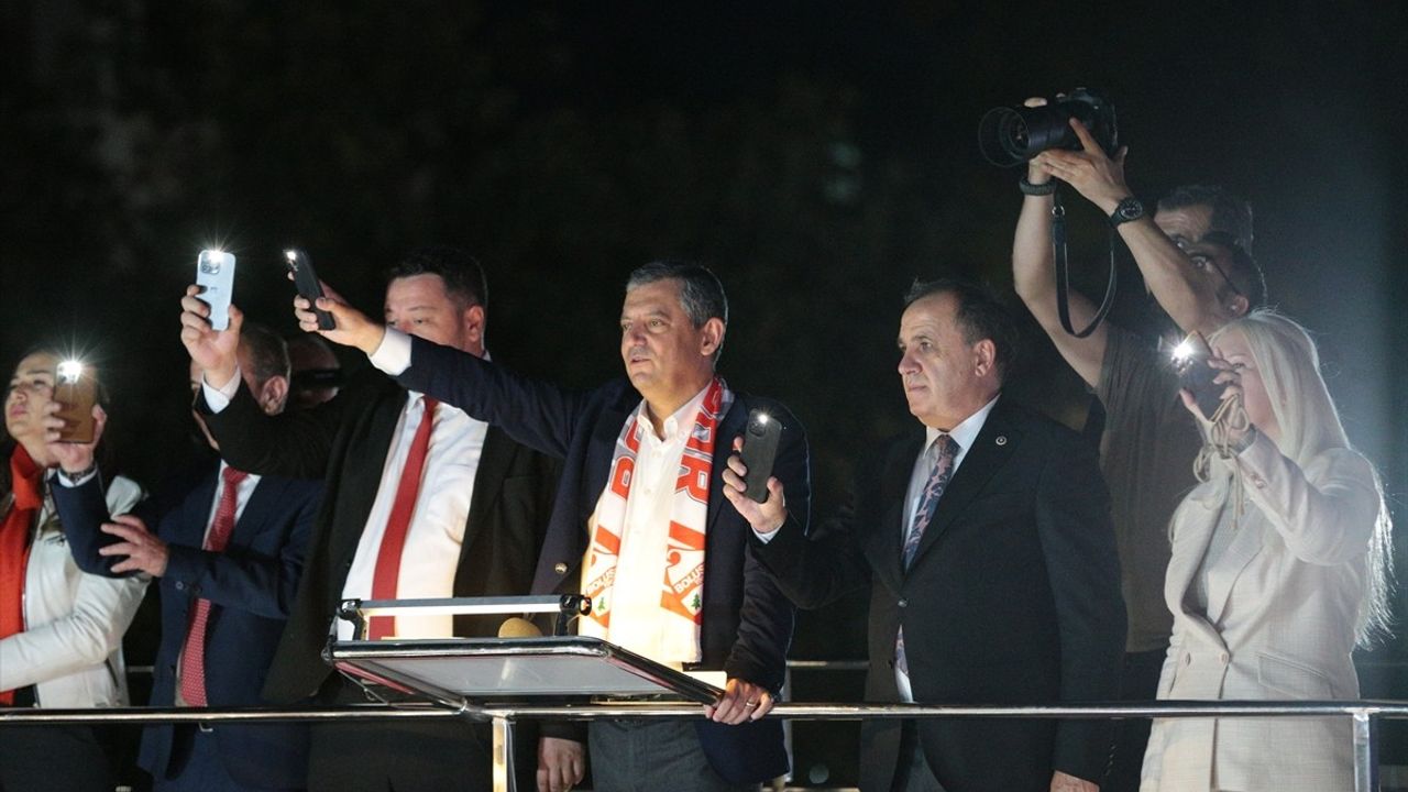 CHP Genel Başkanı Özgür Özel Bolu Mitinginde Önemli Mesajlar Verdi