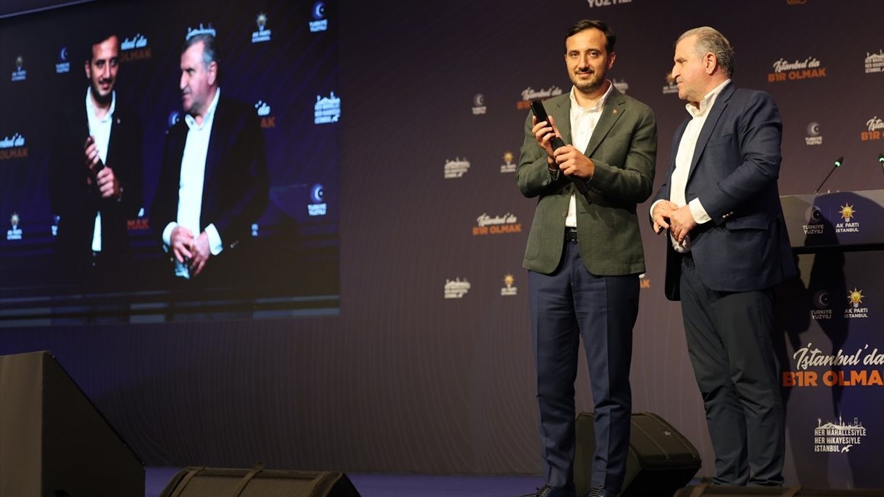 Cumhurbaşkanı Erdoğan AK Parti İstanbul İl Başkanlığı Kampına Telefonla Bağlandı