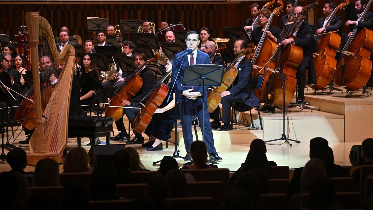 Cumhurbaşkanlığı Senfoni Orkestrası Moskova'da Büyüledi