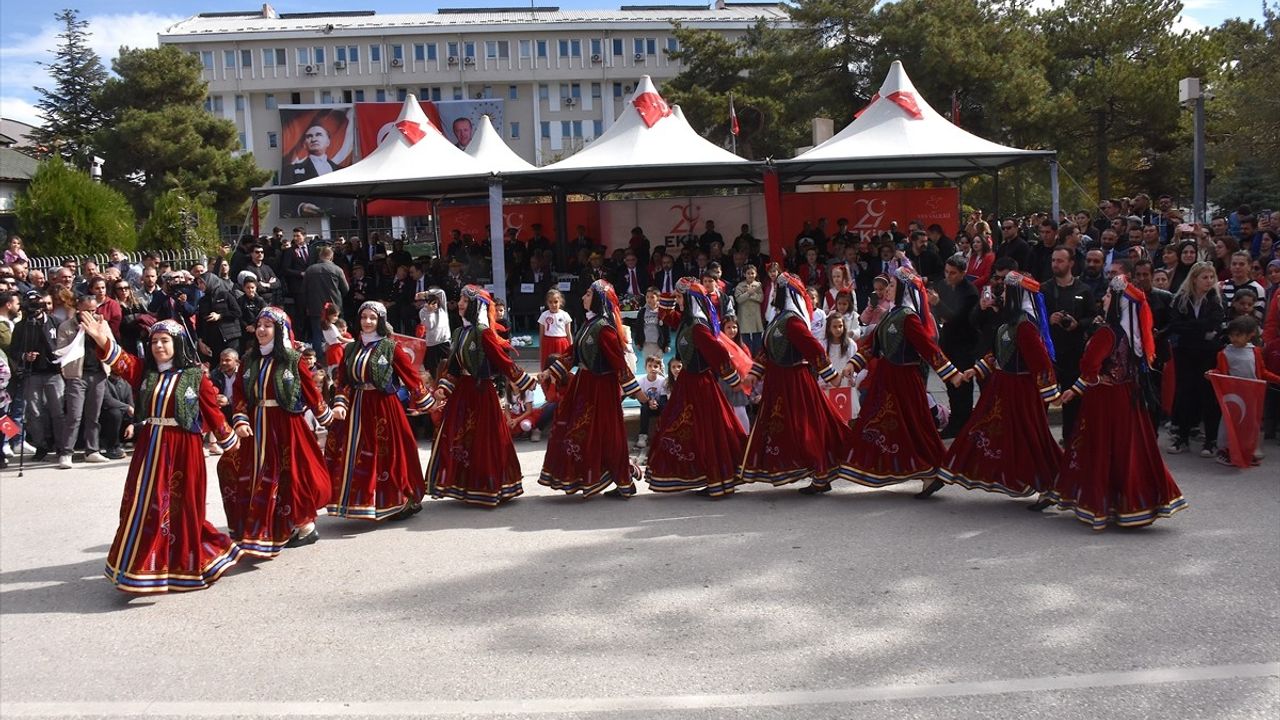 Cumhuriyet'in 102. Yıldönümü Tüm Coşkusuyla Kutlandı