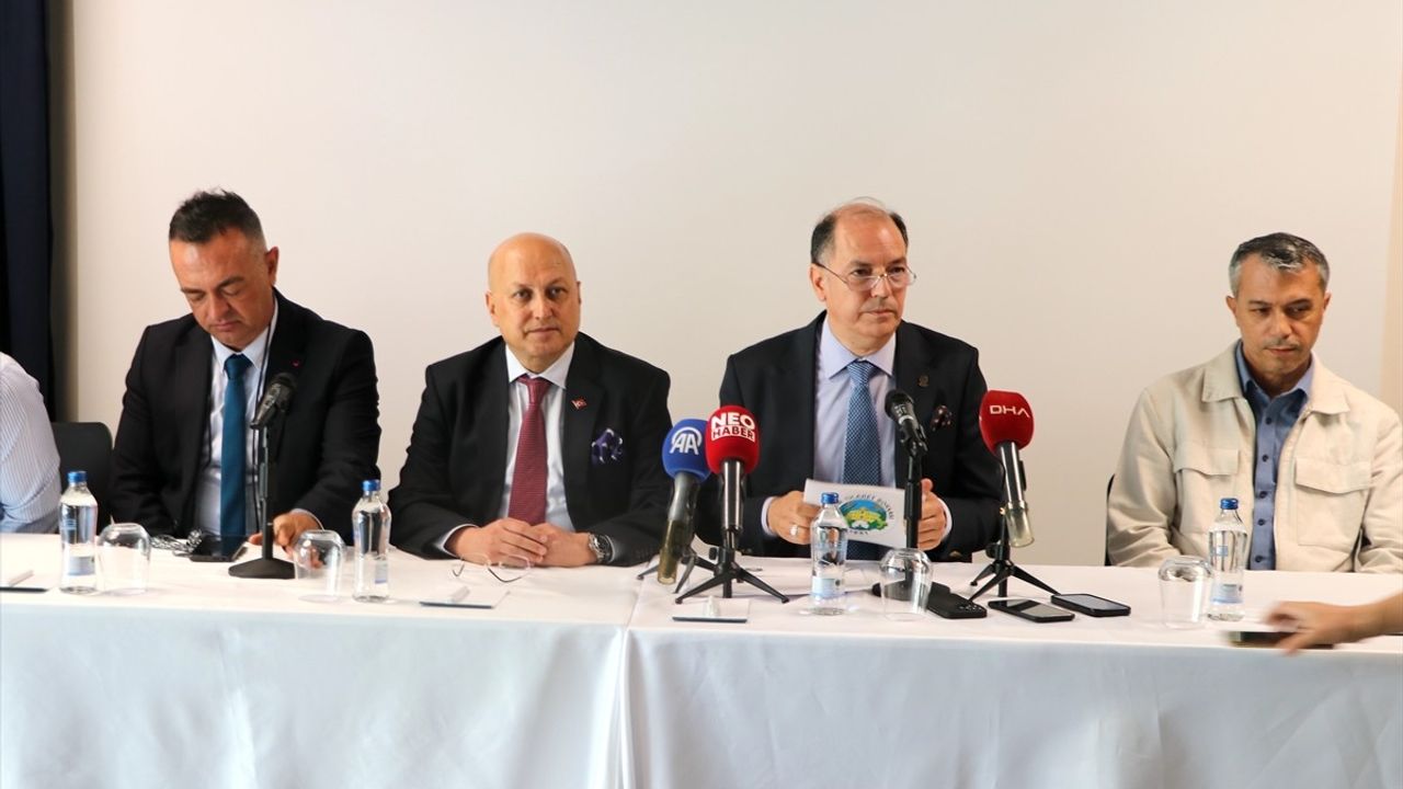 Ege Bölgesi'nde Pamuk Rekoltesi Beklentisi: 410 Bin Ton