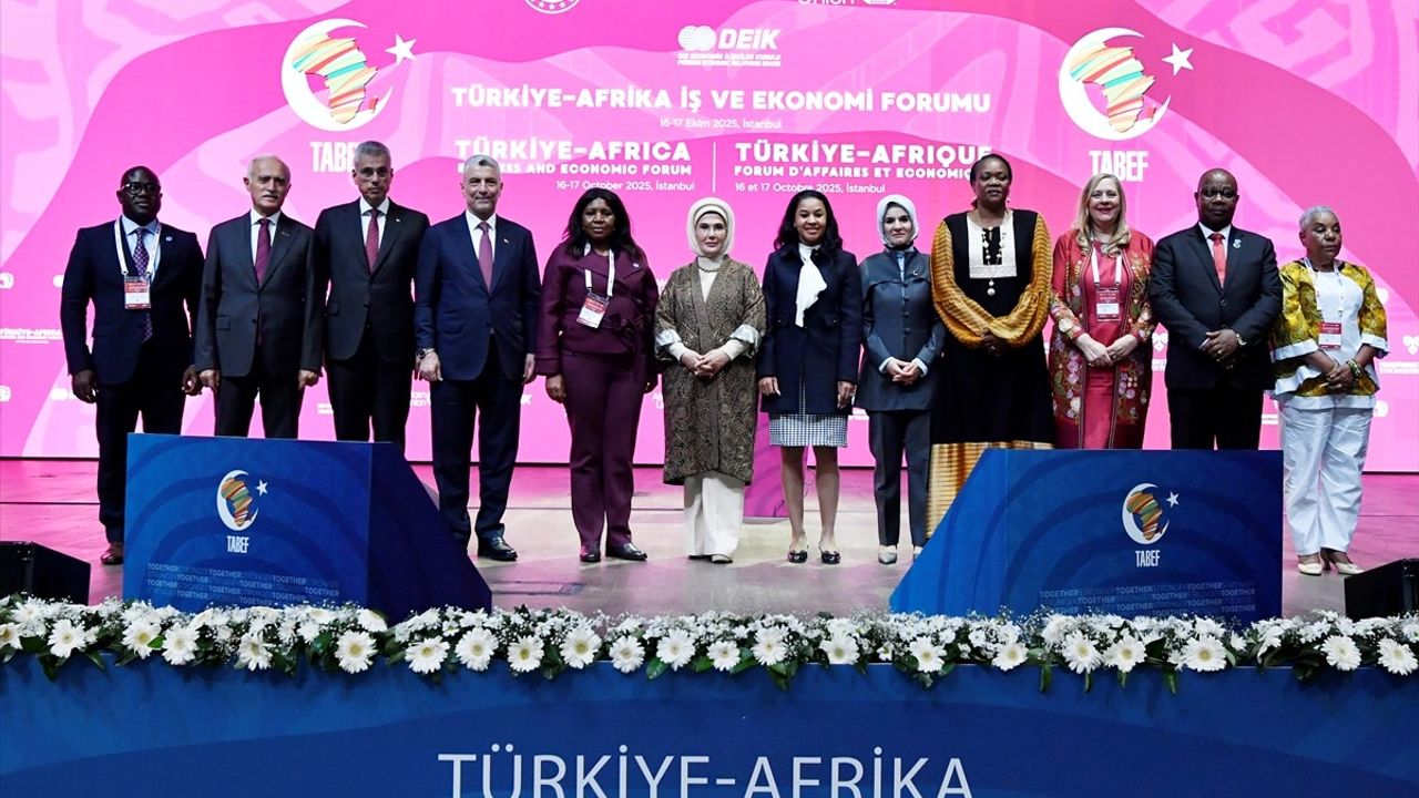 Emine Erdoğan'dan Kadın Liderliği Vurgusu
