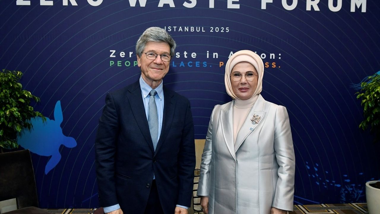 Emine Erdoğan ve Jeffrey Sachs Görüşmesi: Gazze Barışı Üzerine