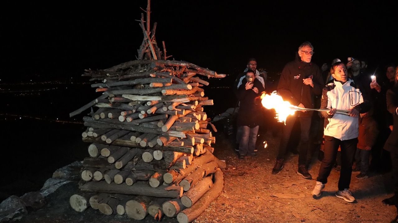 Erzincan'da 'Birlik ve Kardeşlik Ateşi' Yakıldı