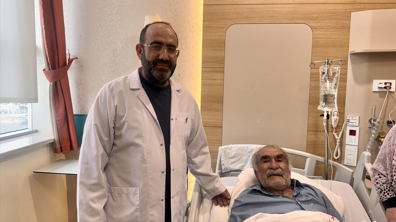 Erzurum'da Benzin Kontrolü Faciası: 70 Yaşındaki Adam Yanıklarla Hayatını Kayıp Etti