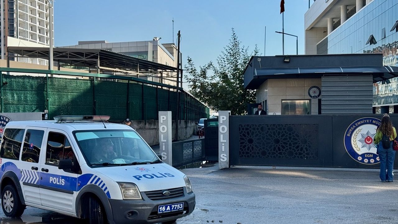 Eski Nilüfer Belediye Başkanı Turgay Erdem ve 20 Şüpheli Rüşvet Soruşturmasında Gözaltında