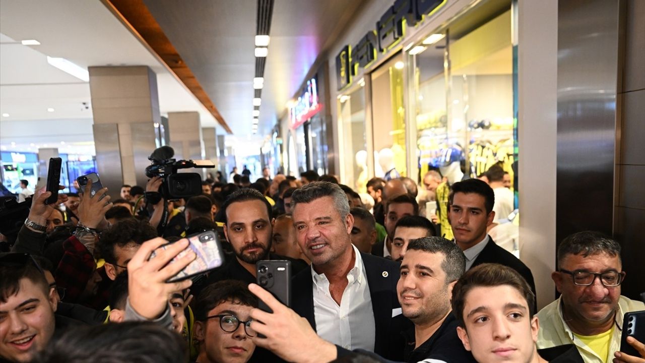 Fenerbahçe Başkanı Sadettin Saran Gaziantep'te Taraftarlarla Buluştu