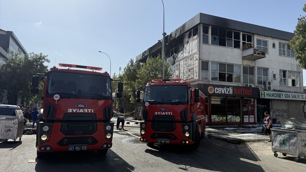 Gaziantep'te İş Yerinde Yangın Çıktı