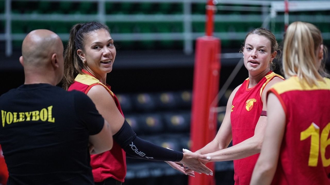 Göztepe Kadın Voleybol Takımı Hedeflerini Belirledi