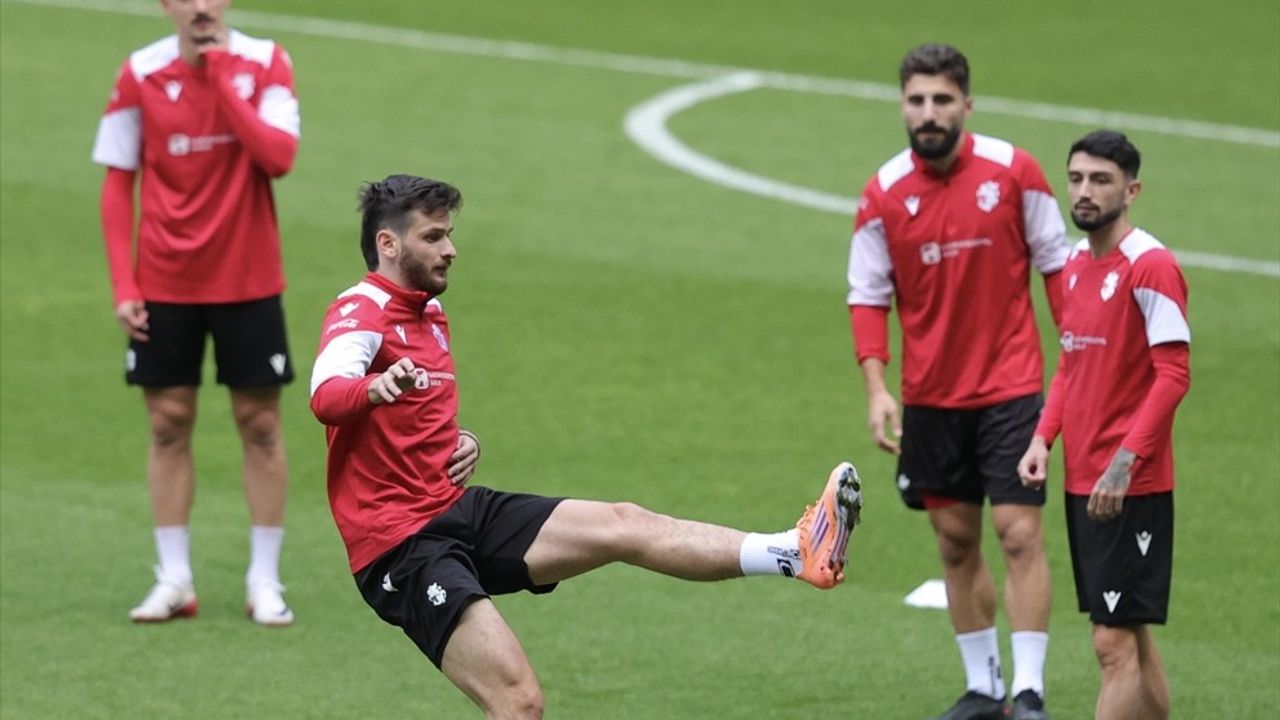 Gürcistan Futbol Takımı Türkiye Maçına Hazır