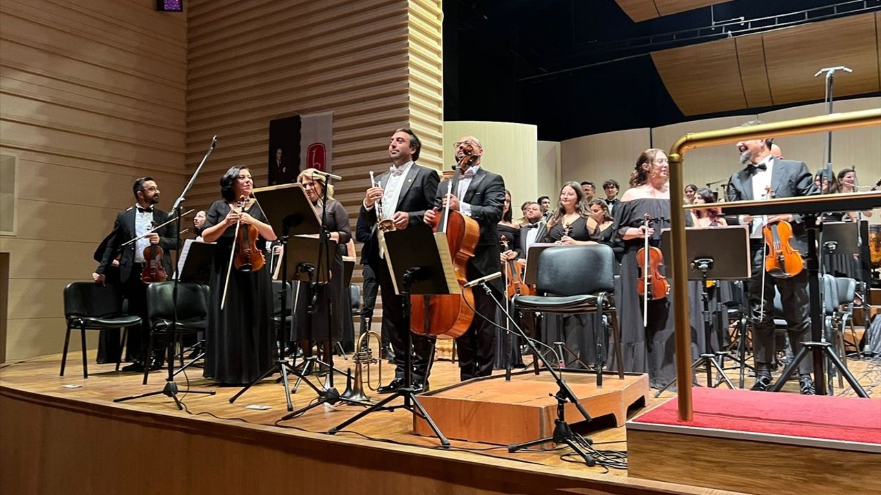 Hacettepe Üniversitesi Senfoni Orkestrası Yeni Sezonu Açtı