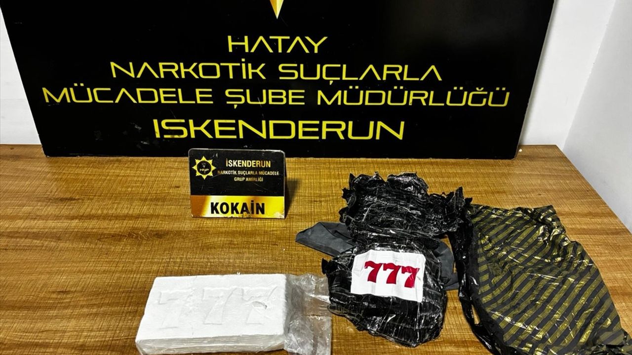 Hatay'da Kokain Ele Geçirildi: 2 Zanlı Tutuklandı