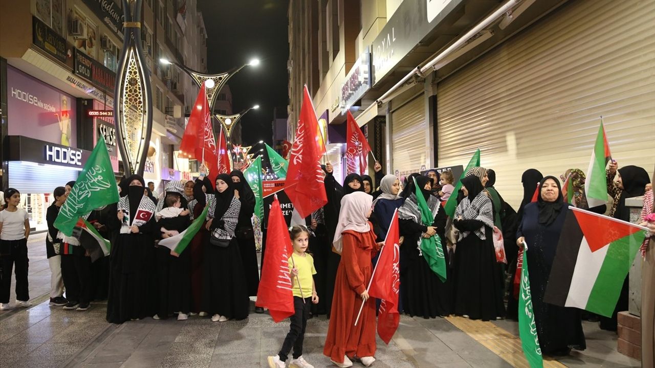Hatay'da Küresel Sumud Filosu'na Destek Etkinliği