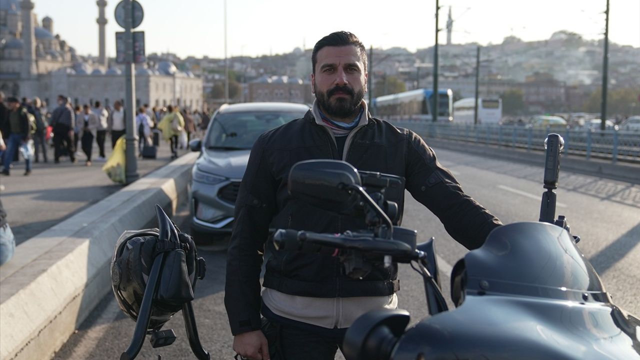 Hollanda'dan Umreye Motosikletle Ulaşan Kadir Aksu'nun Yolculuğu