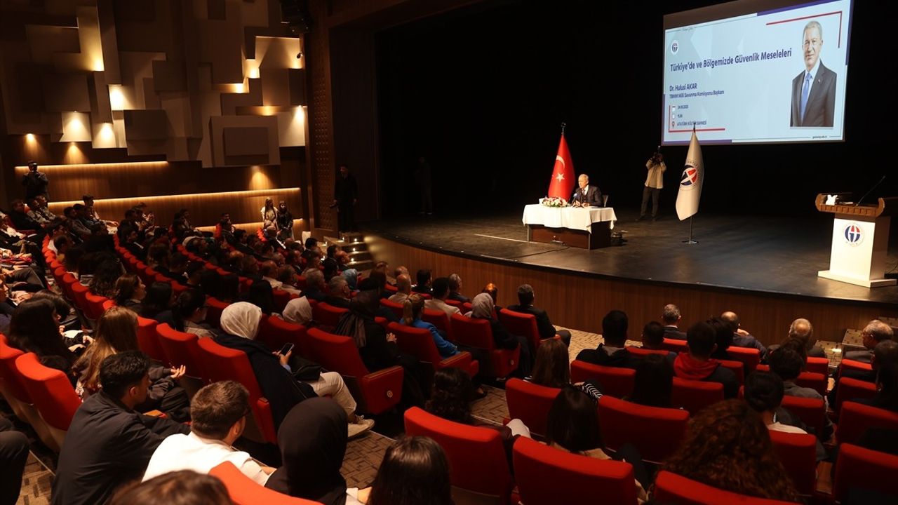 Hulusi Akar Gaziantep'te Terörsüz Türkiye Vurgusu Yaptı