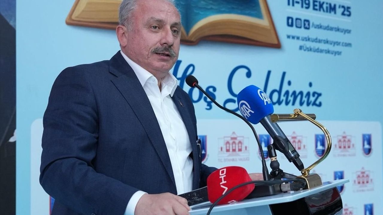İlk Kez Düzenlenen Üsküdar Kaymakamlığı Kitap Fuarı
