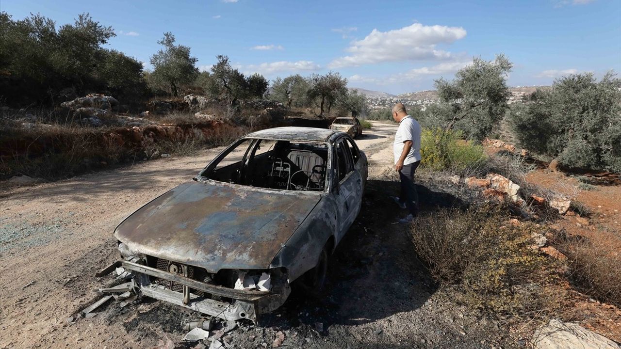 İsrail Ordusu Batı Şeria'da 38 Filistinliyi Yaraladı