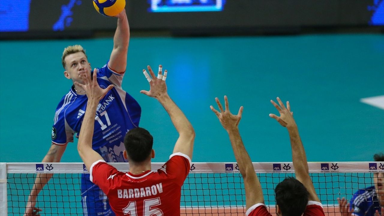 İstanbul Büyükşehir Belediyespor, Kupa Voley'de Çeyrek Finale Yükseldi