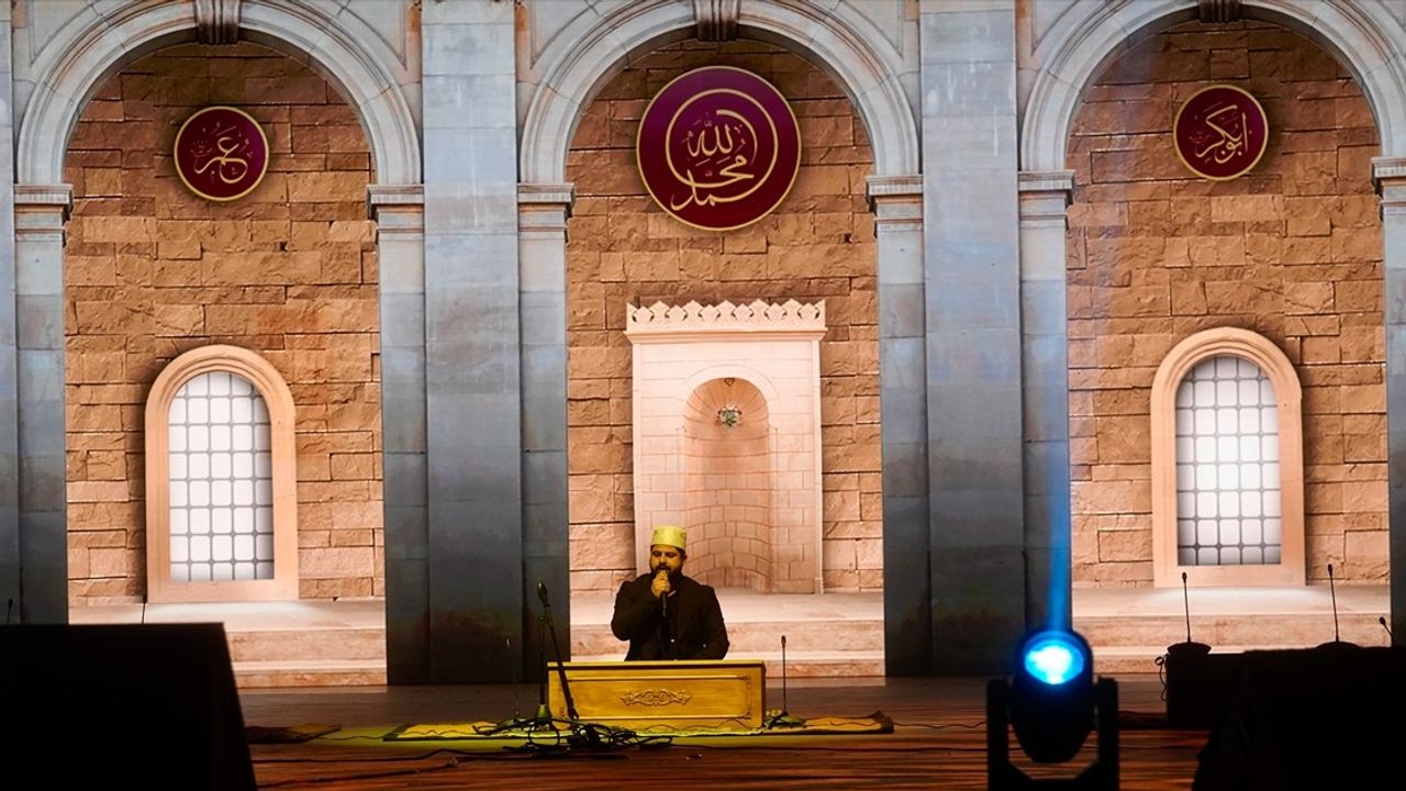 İstanbul'da Mevlid-i Nebi 1500. Yıl Programı Düzenlendi