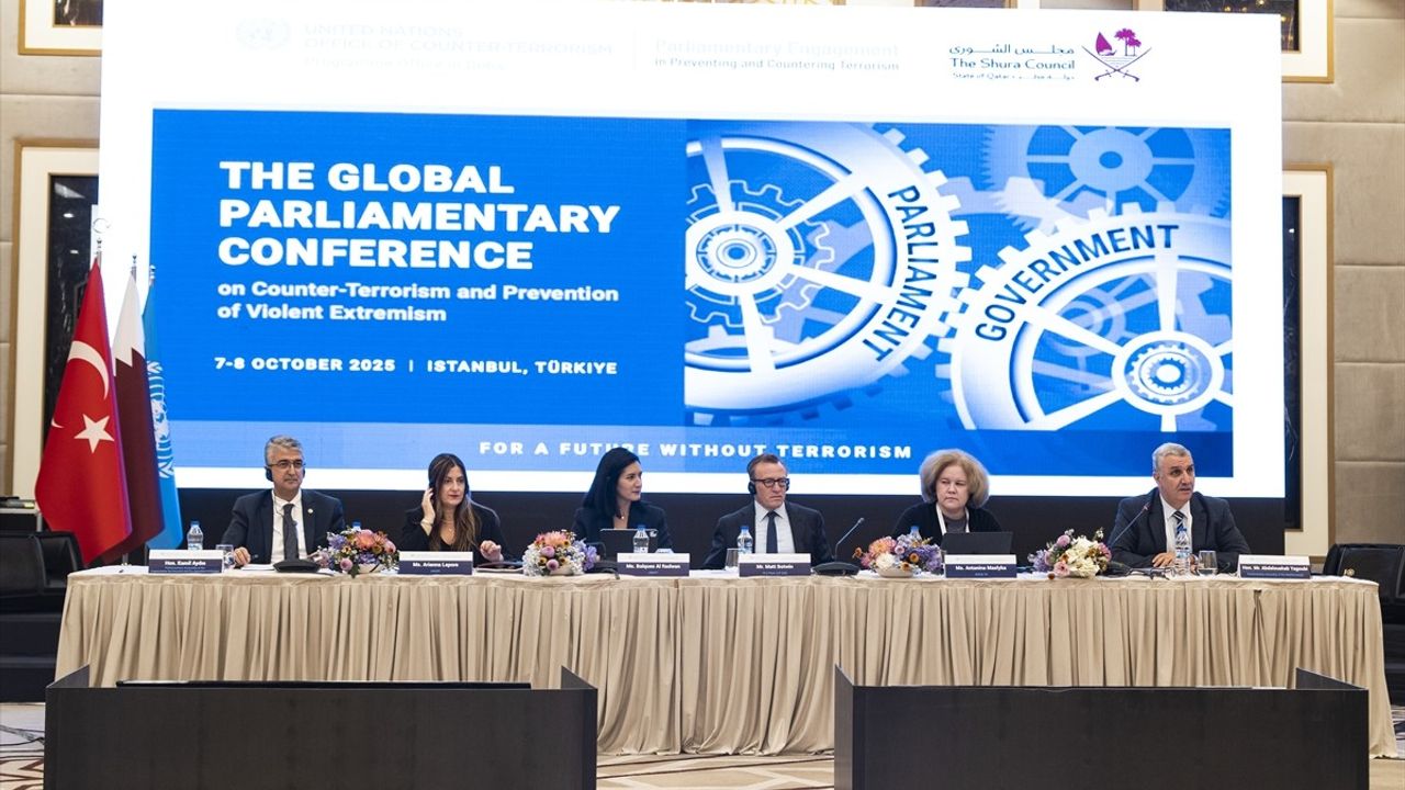 İstanbul'da Terörle Mücadele Konferansı İkinci Gününde Devam Ediyor