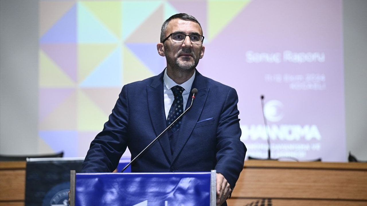 İstanbul'da Uluslararası Hukuk ve Gazze Sorunları Paneli Gerçekleşti