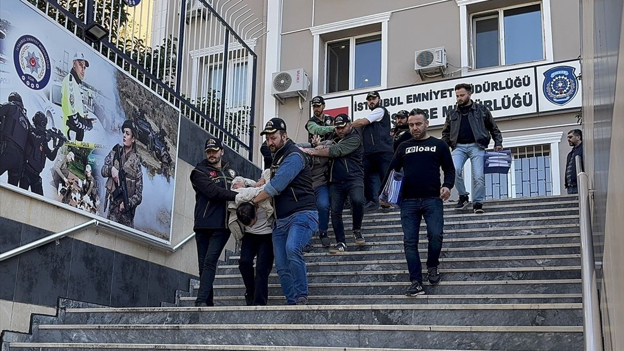 İstanbul Merkezli Çete Operasyonunda 62 Zanlı Tutuklandı