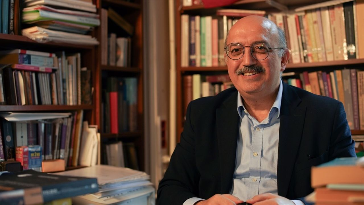 İstanbul'un Düşman İşgalinden Kurtuluşu: 102. Yıl Dönümü Kutlanıyor