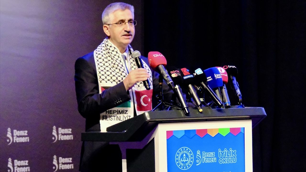 İyilik Okulu Projesi 11. Yıl Programı Gerçekleşti