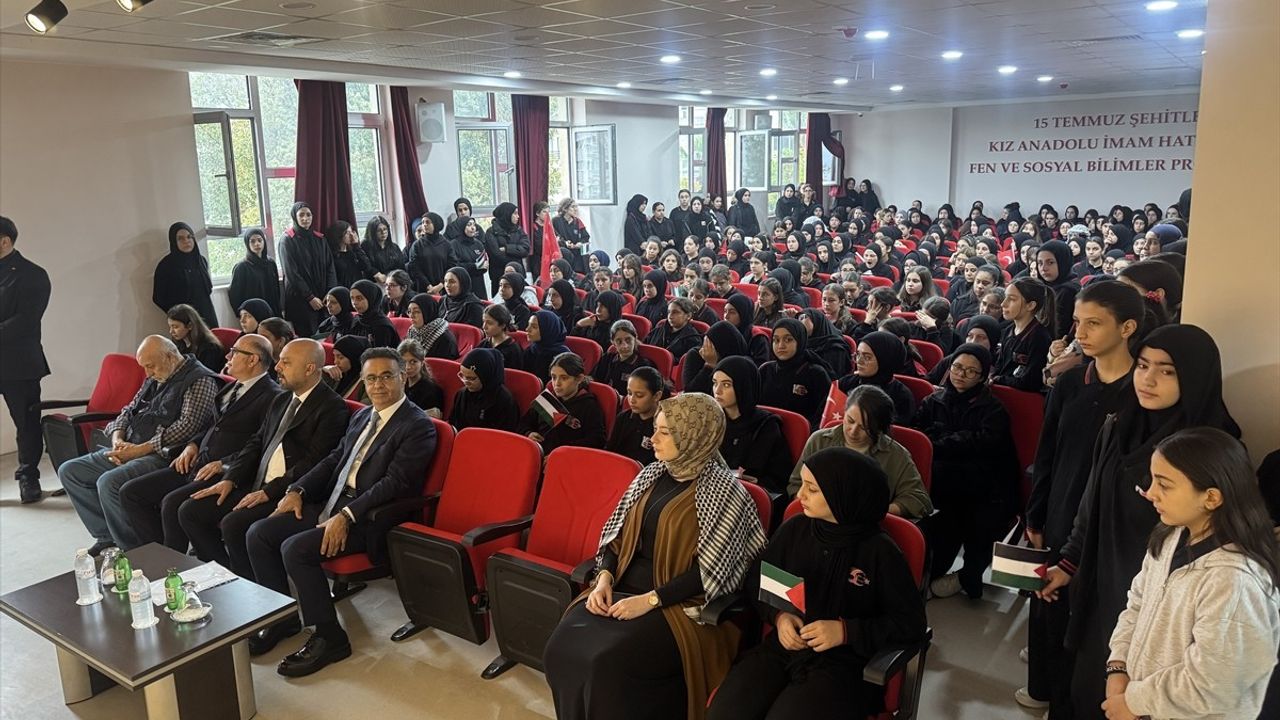 İzmir'de Filistin için Farkındalık Etkinliği