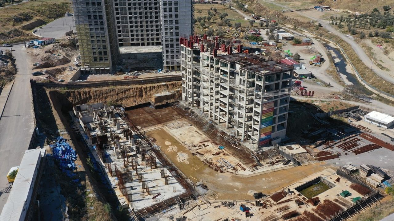 İzmir'deki Kooperatif Mağdurları Resmi Garantör Talep Ediyor