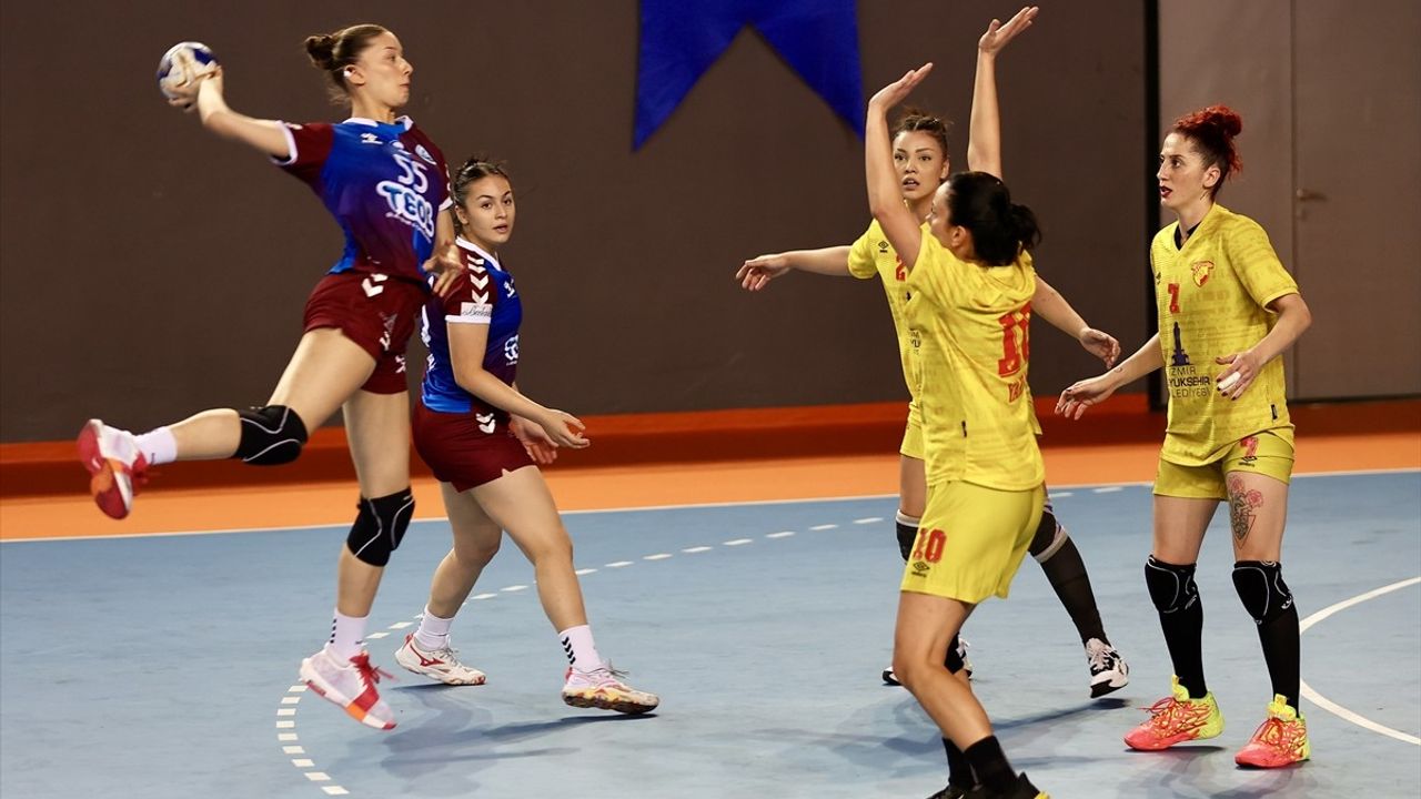 Kadınlar Hentbol Süper Lig: Ortahisar Belediyespor Göztepe'yi Mağlup Etti