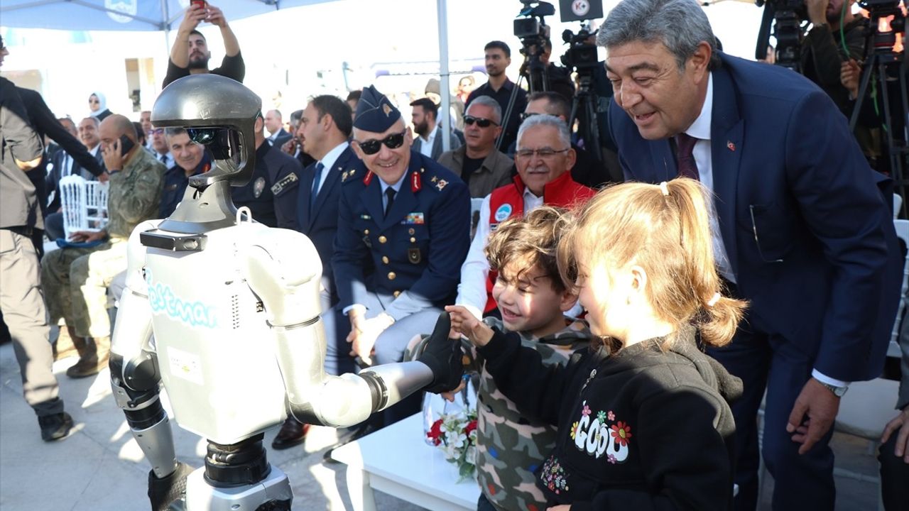 Kayseri Bilim Festivali'nin 7. Yılı Coşkuyla Başladı
