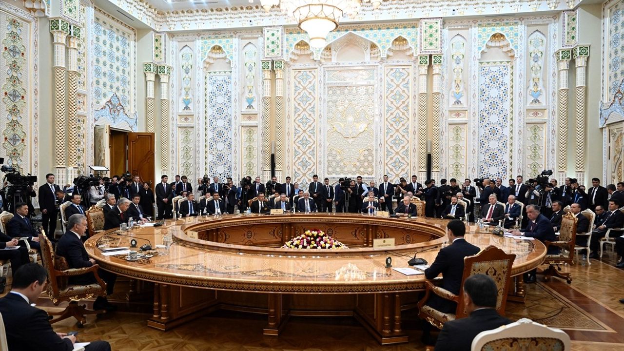 Kırgızistan, Stratejik Ortaklarını Güçlendiriyor