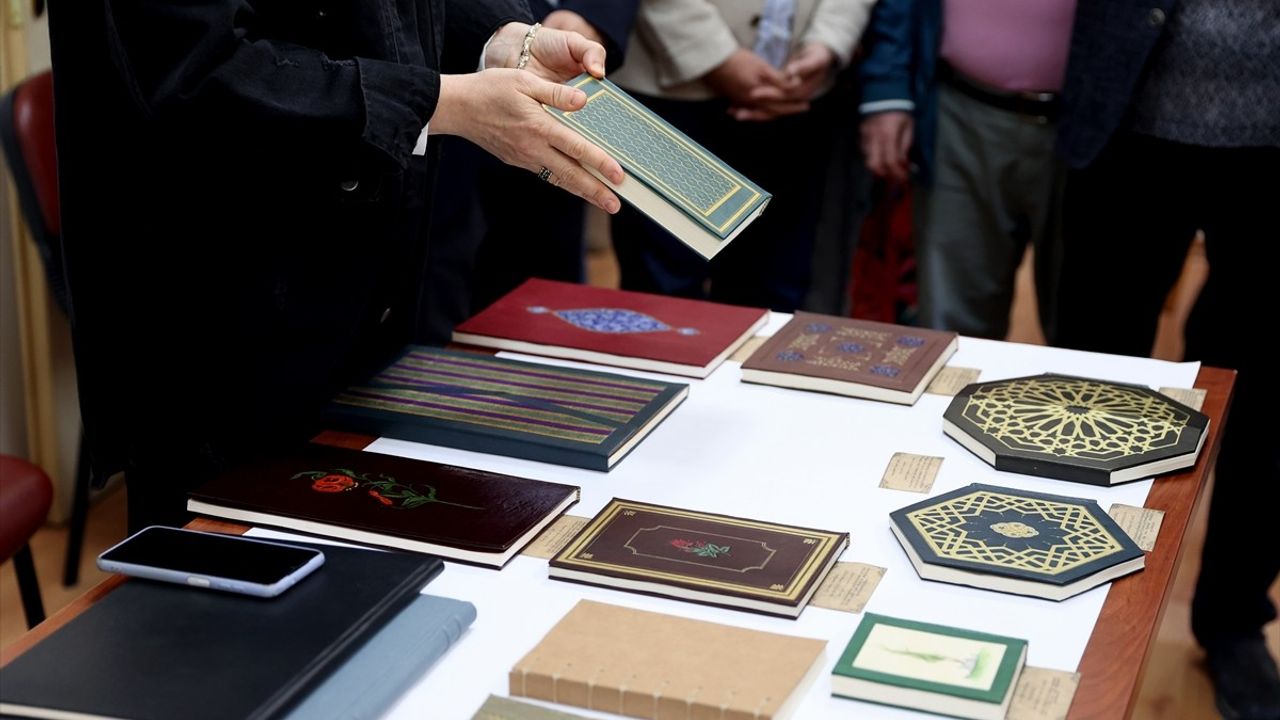 Konya'da Cilt ve Kağıt Restorasyonu Sergisi Açıldı