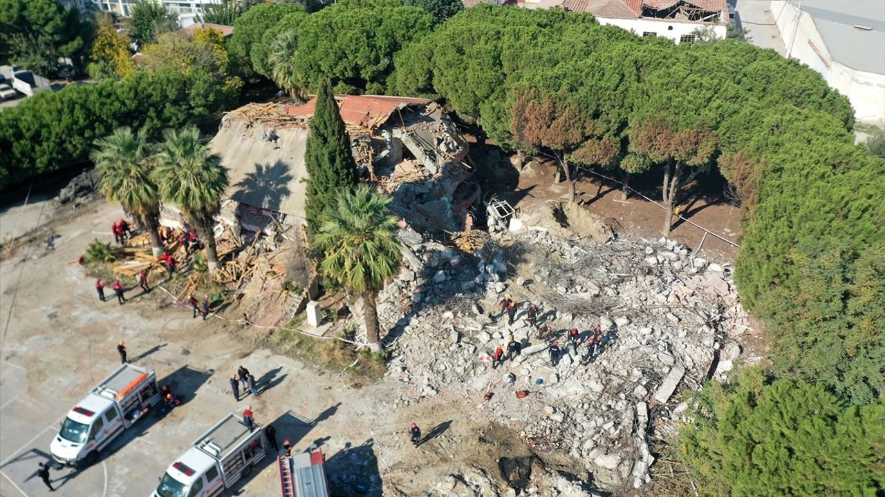 Manisa'da 6,6 Büyüklüğünde Deprem Senaryosu Tatbikatı Gerçekleştirildi
