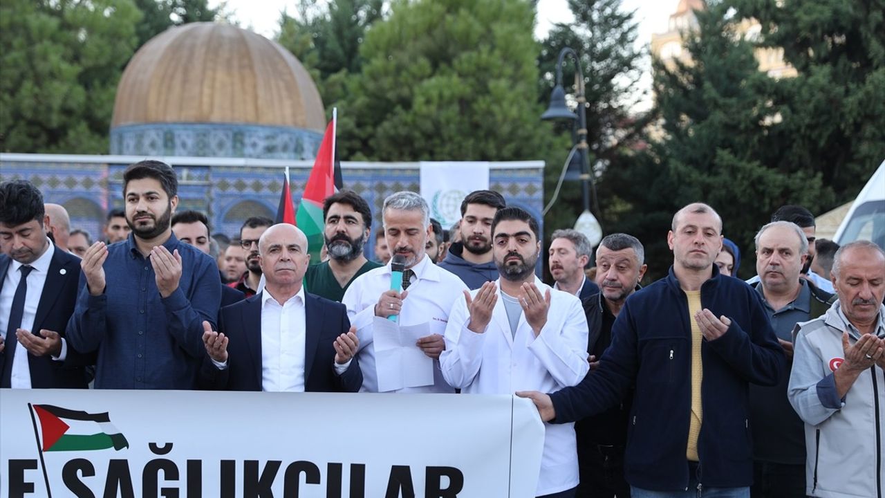 Mardin'de Sağlıkçılar Gazze İçin Ayakta Programı