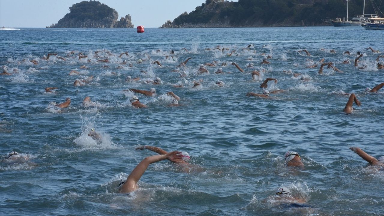 Marmaris'te Uluslararası Arena AquaChallenge Yüzme Şampiyonası Sonuçlandı