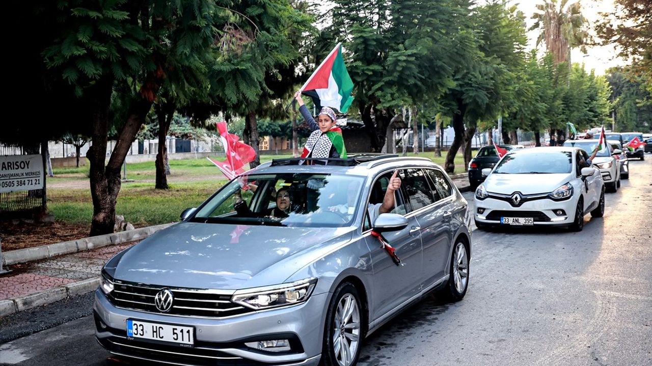 Mersin'de Filistin İçin Büyük Özgürlük Konvoyu Düzenlendi