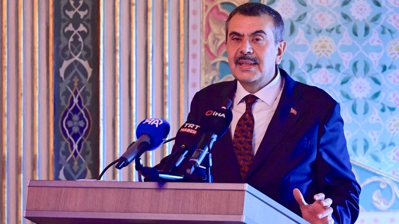 Milli Eğitim Bakanı Tekin'den İstanbul Öğretmen Akademileri Açıklamaları