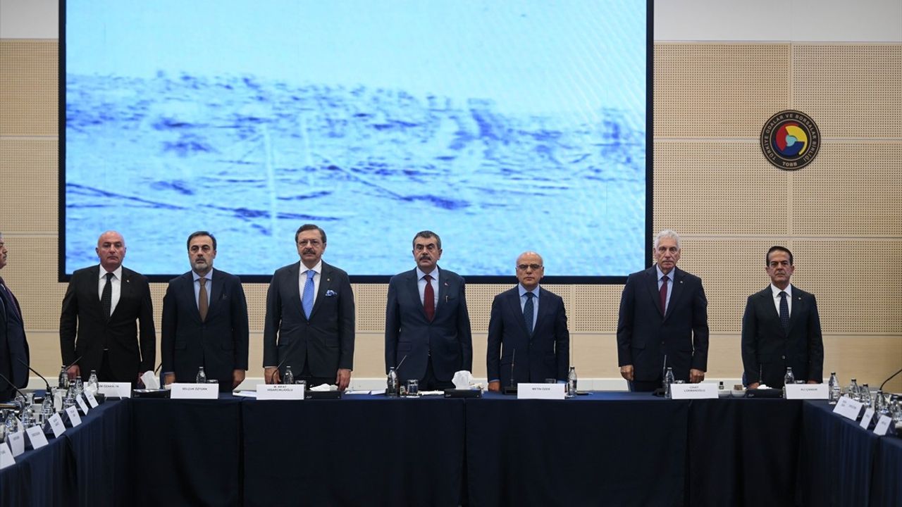 Milli Eğitim Bakanı Tekin, Eğitimde İnsan Haklarına Dikkat Çekti