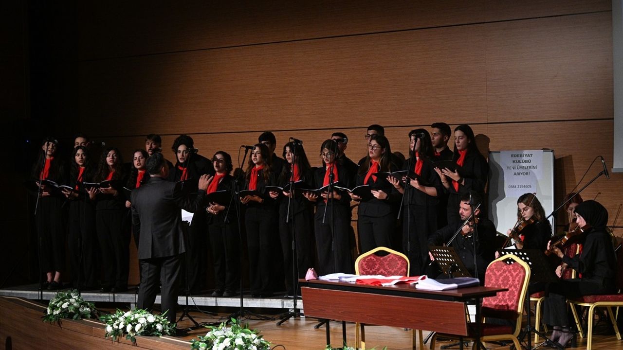 Milli Eğitim Bakanı Tekin, Nevşehir'deki Sanat Etkinliğine Katıldı