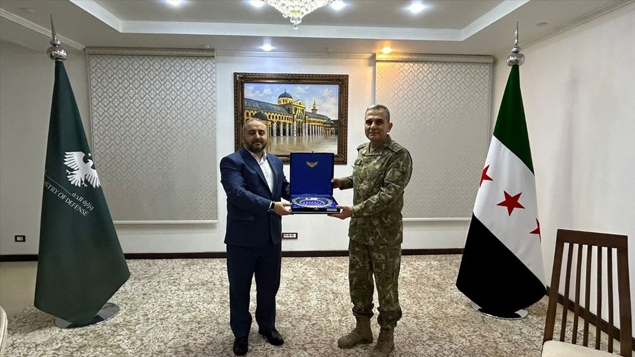 MSB Heyeti Şam'da Suriye Savunma Bakanı ile Görüştü
