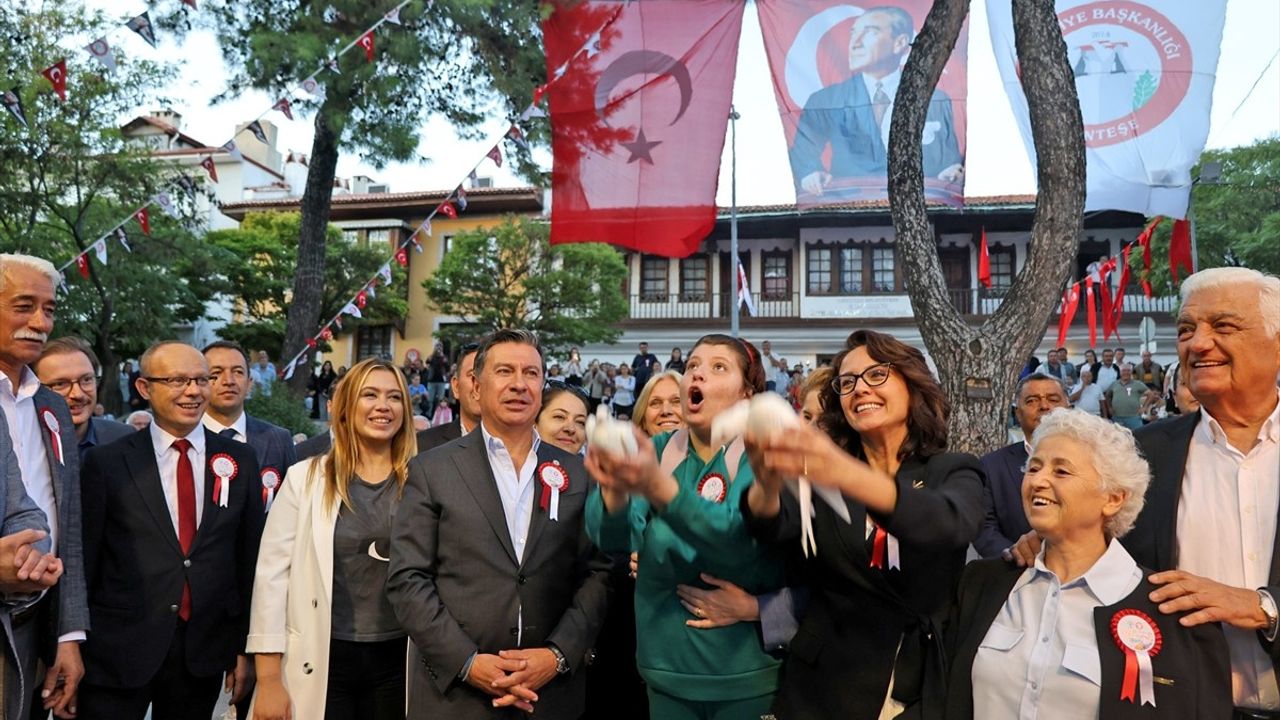 Muğla'da 32. Uluslararası Kültür ve Sanat Şenliği Coşkuyla Başladı