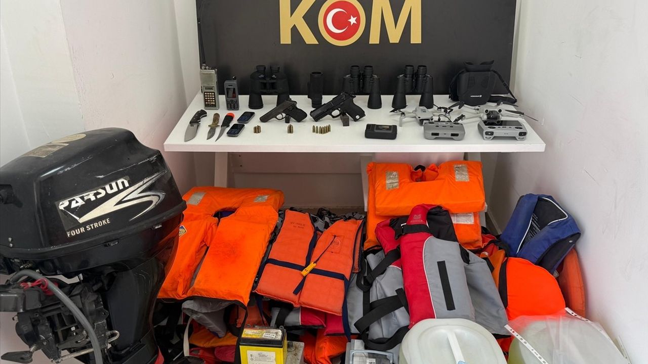 Muğla'da Göçmen Kaçakçılığına Darbe: 13 Tutuklama