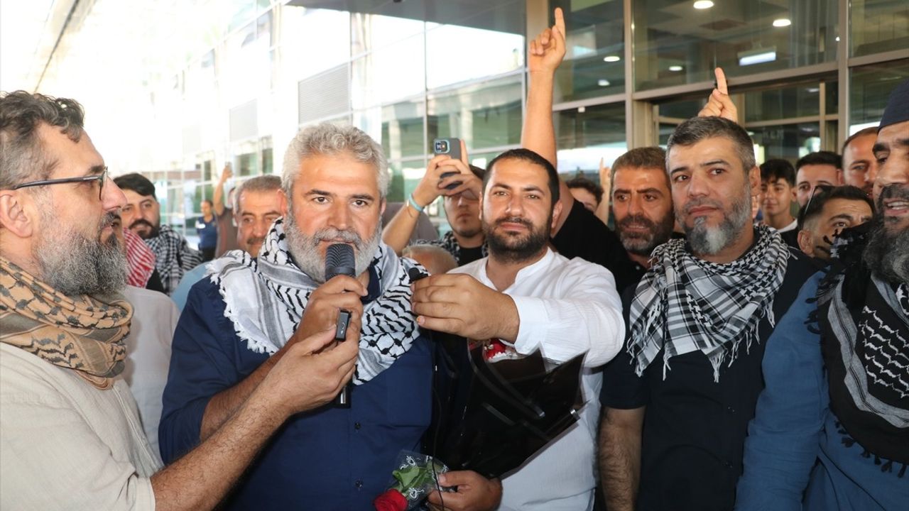 Muhammed Emin Işık Mersin'de Coşkuyla Karşılandı
