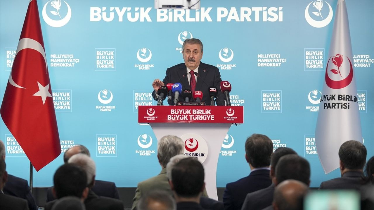 Mustafa Destici, Kıbrıs Seçimlerini Değerlendirdi