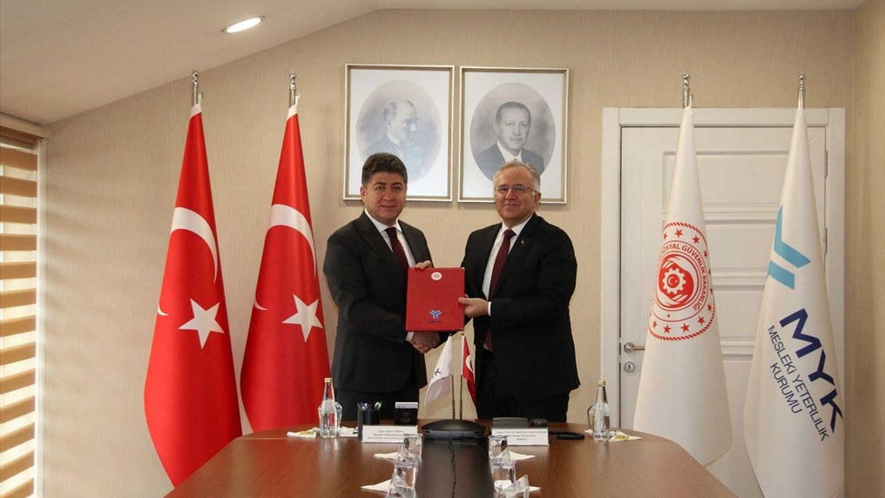 MYK ve Hacettepe Üniversitesi'nden Endüstriyel Ürün Tasarımcısı Meslek Standartlarına İşbirliği