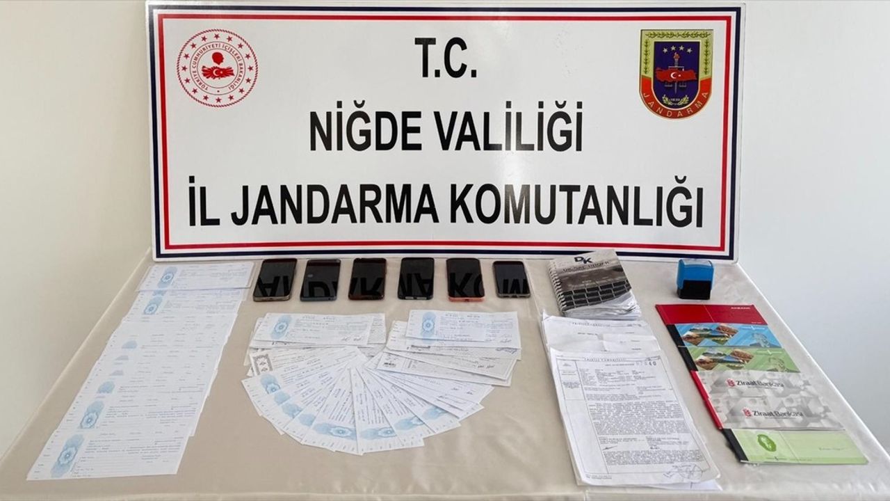 Niğde'de Tefecilik Operasyonu: 4 Zanlı Yakalandı